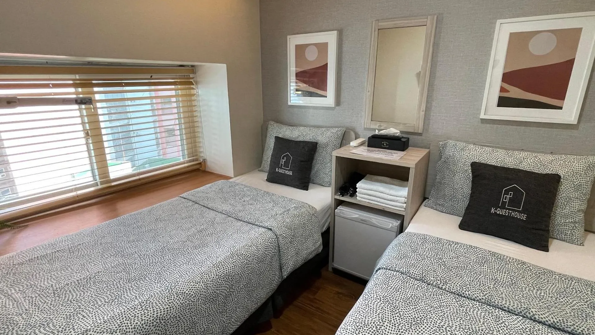 Seoul Grand Hostel Ewha Univ location