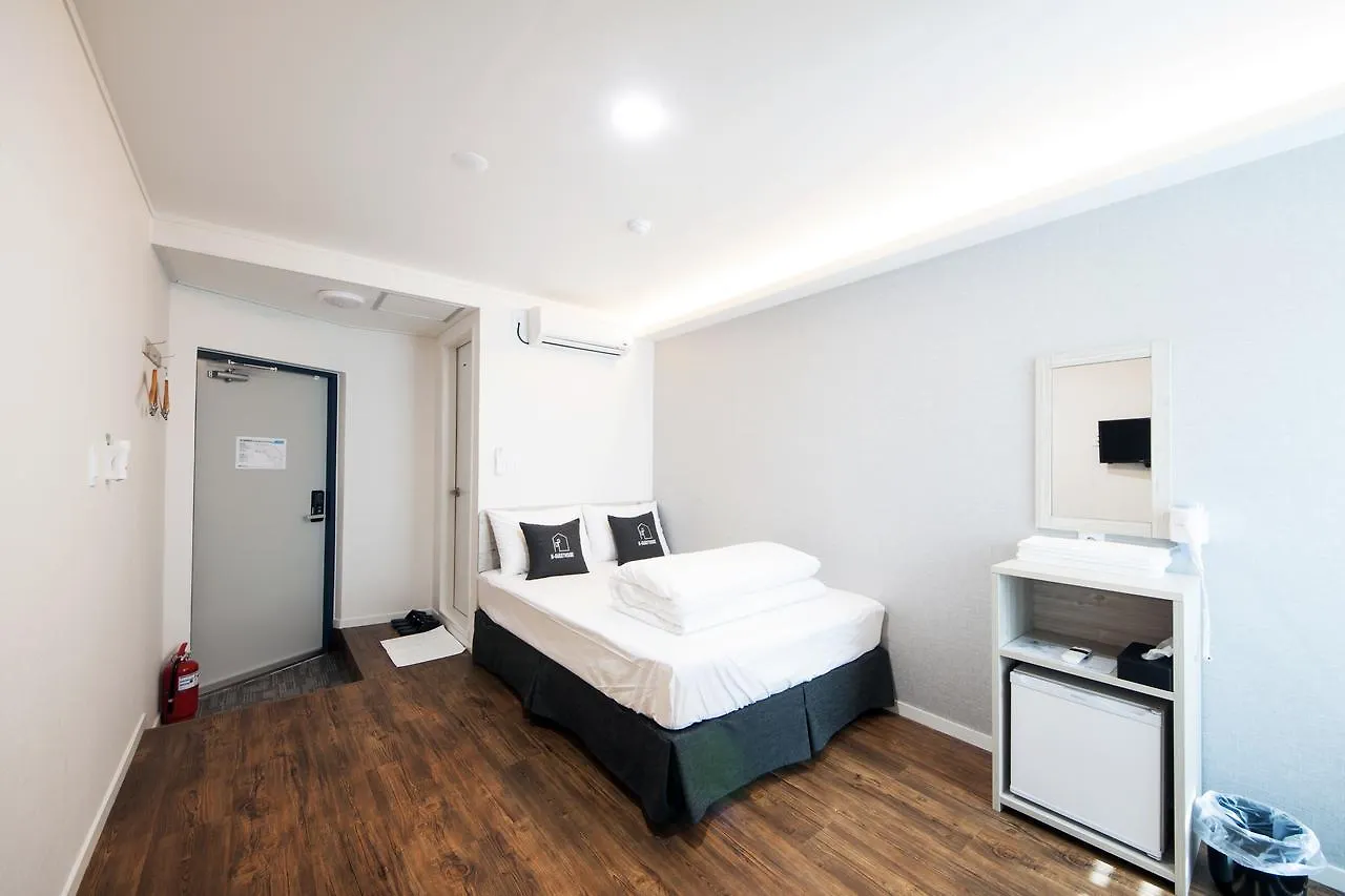Seoul Grand Hostel Ewha Univ South Korea